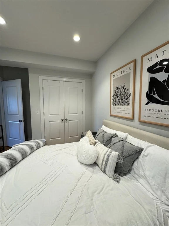 387 W Broadway, South Boston