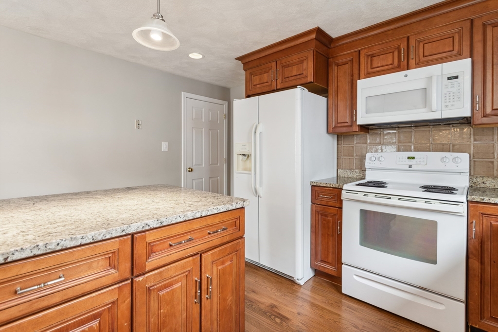 28 Salem St, Wakefield