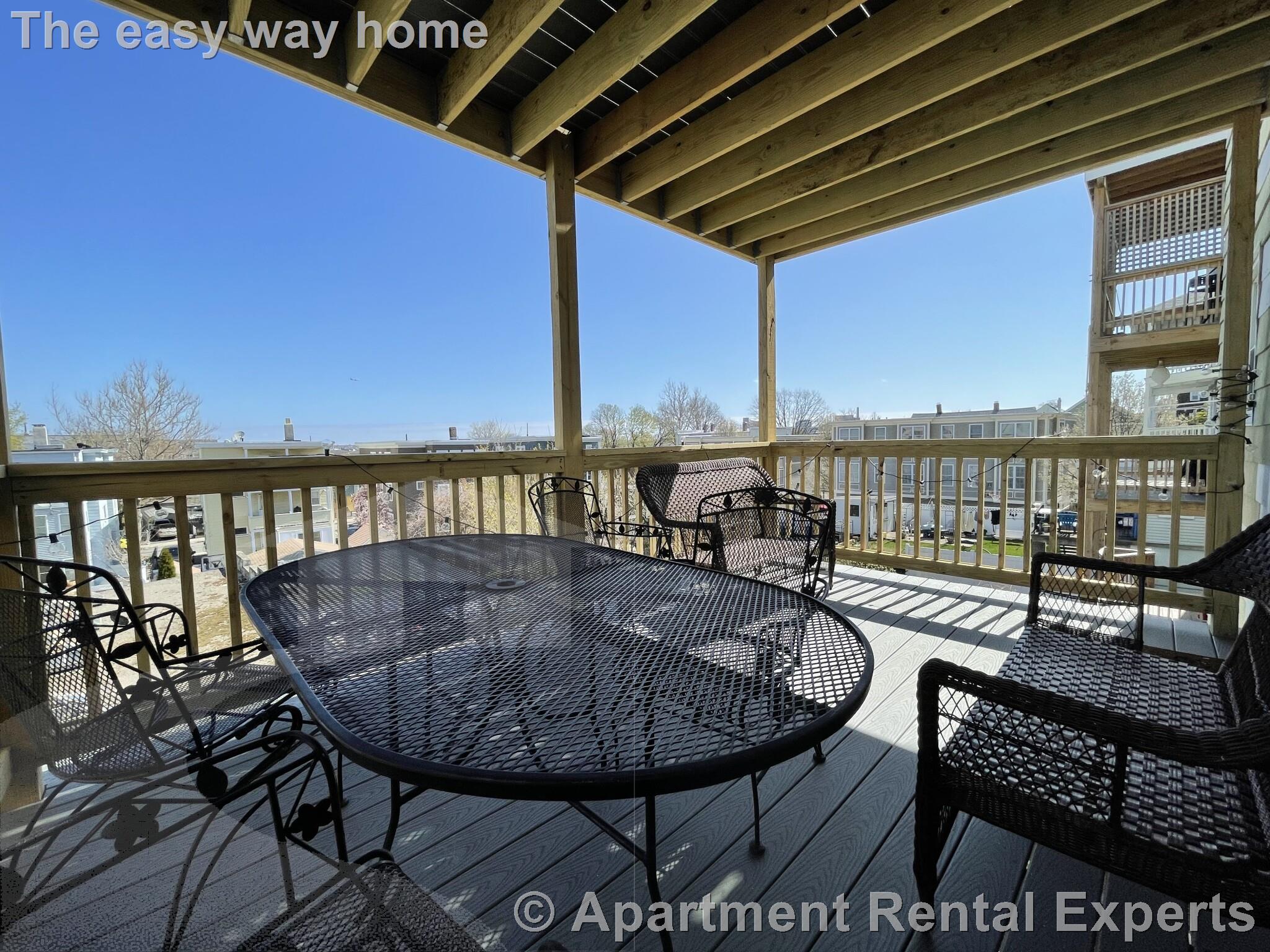 101 Heath St, Winter Hill