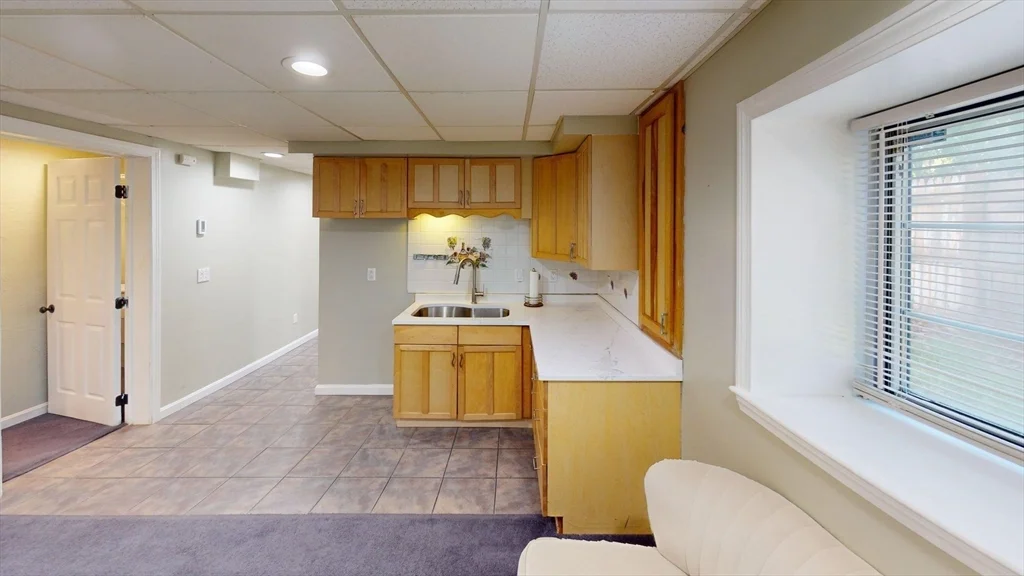 1 Jonathan Cir, Worcester