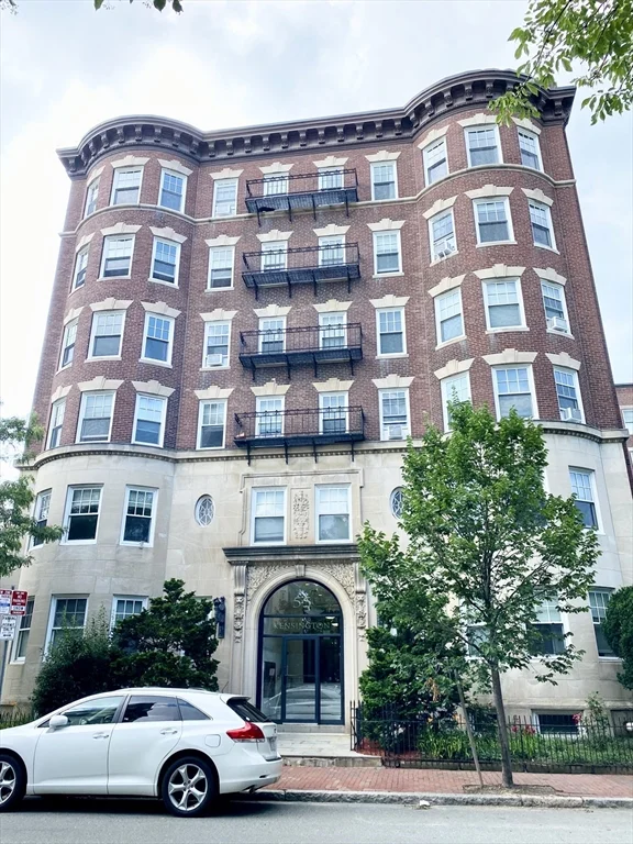 55 Magazine St, Central Square