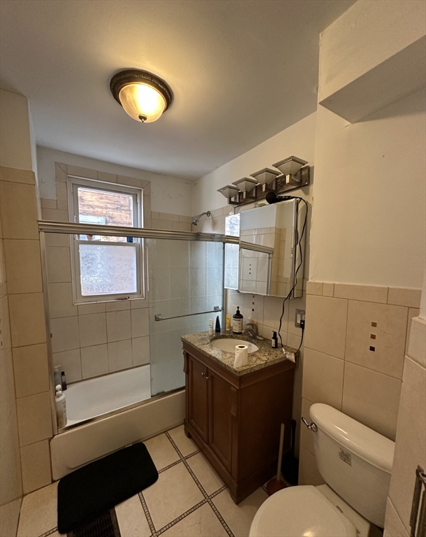 8 Montfern Ave, Brighton