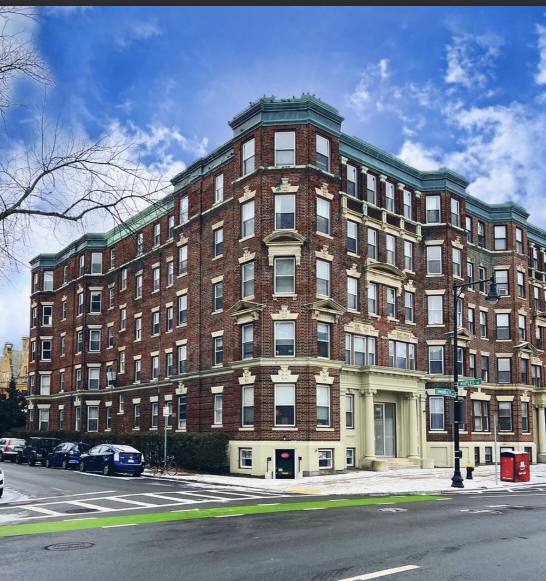 1082 Commonwealth Ave, Brighton