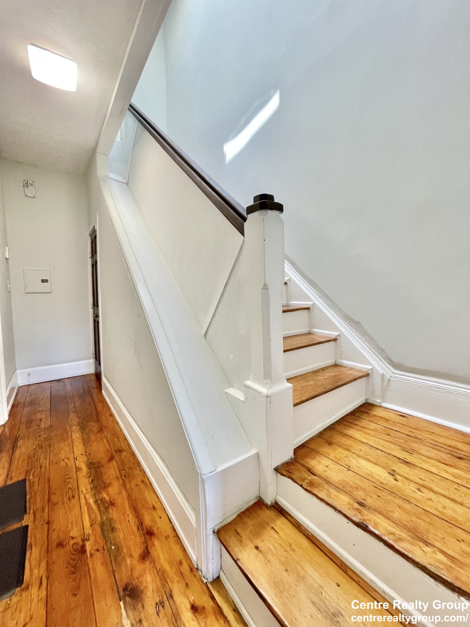 94 Mount Pleasant Ave, Roxbury