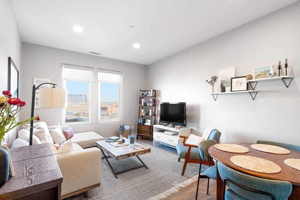 610 Rutherford Ave, Charlestown