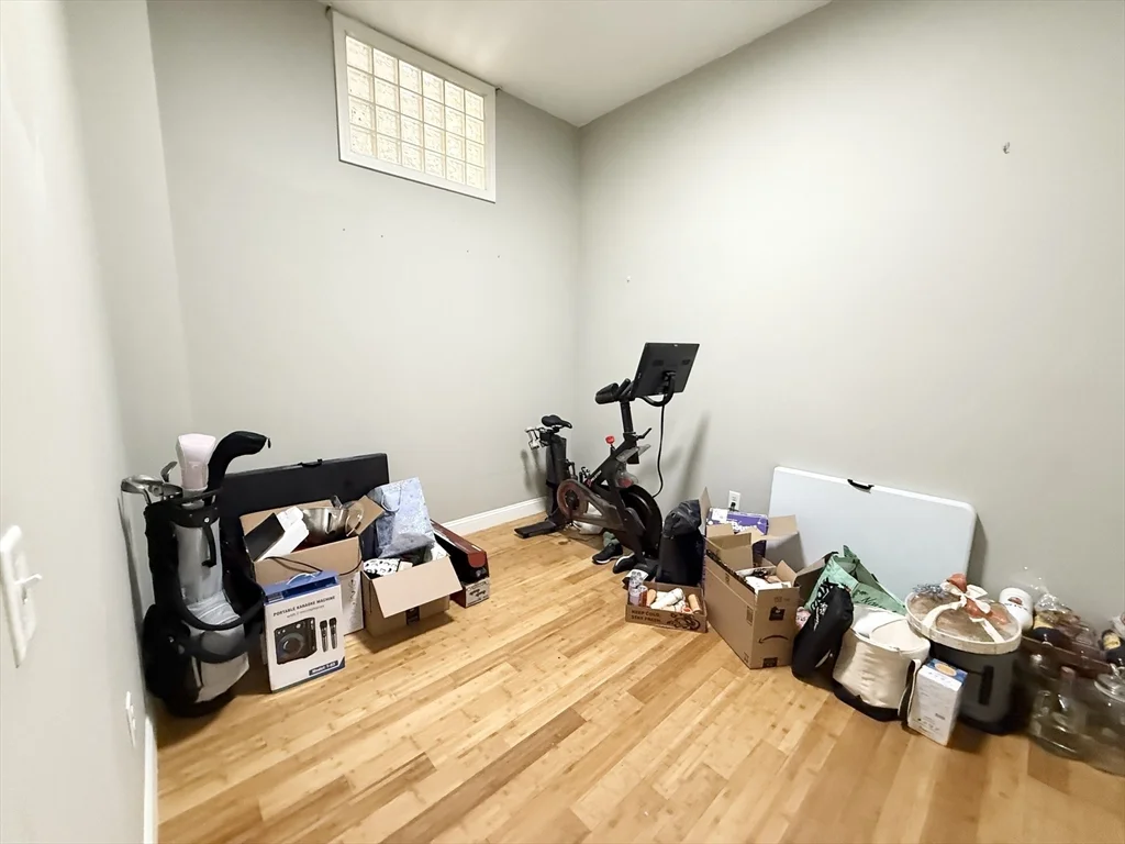 195 West 3rd St, South Boston