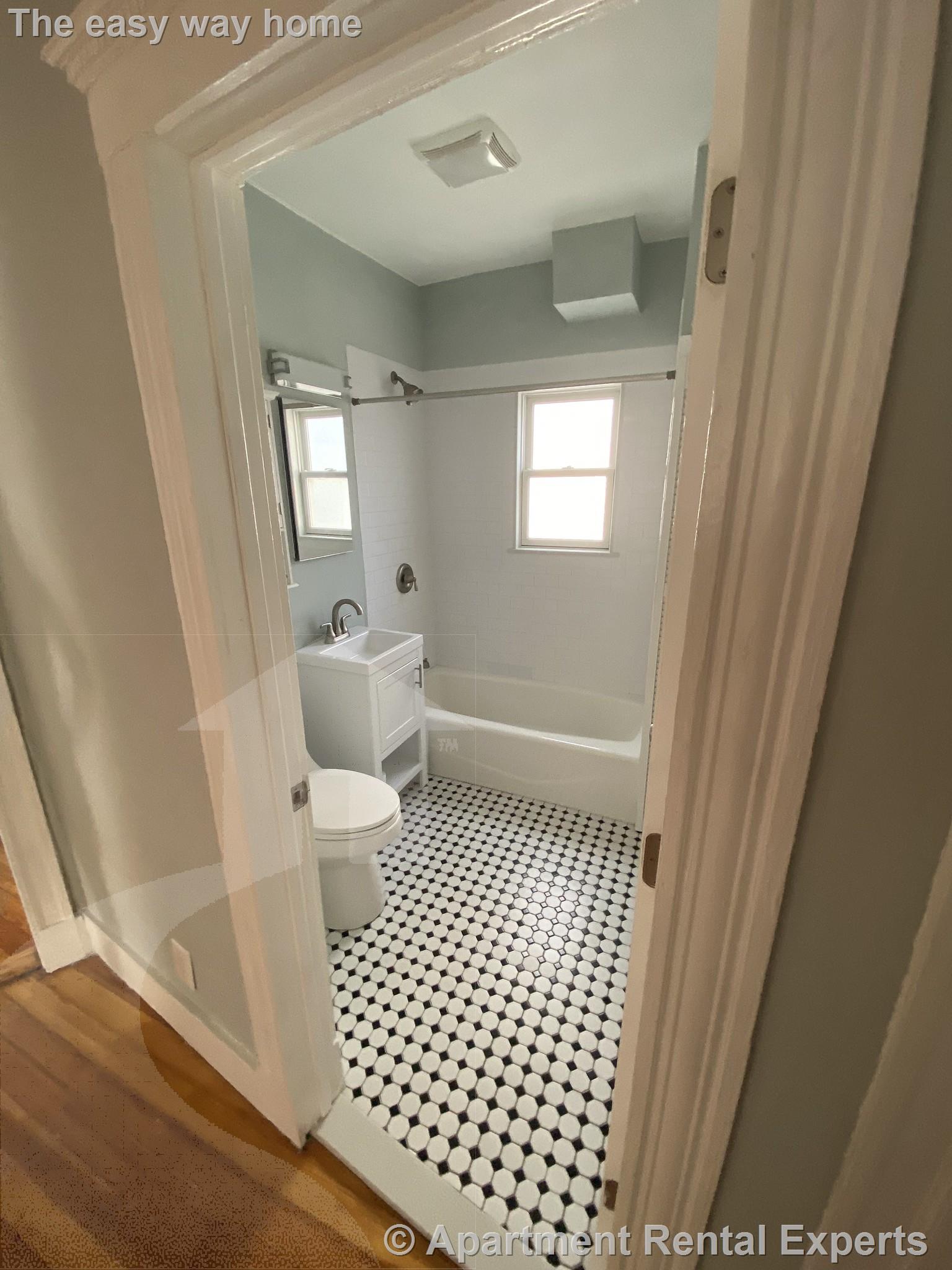 7 Bay State Ave, Davis Square