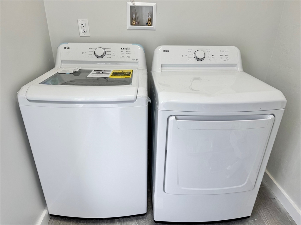 57 Falcon St, East Boston