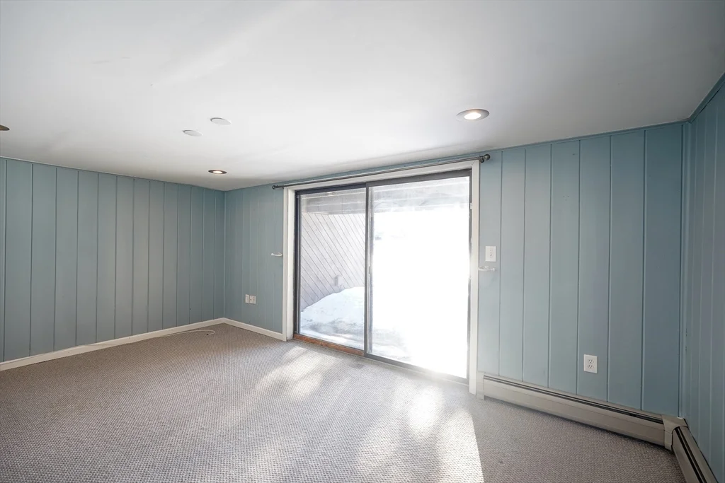 40 Spring Cove Rd, Nashua