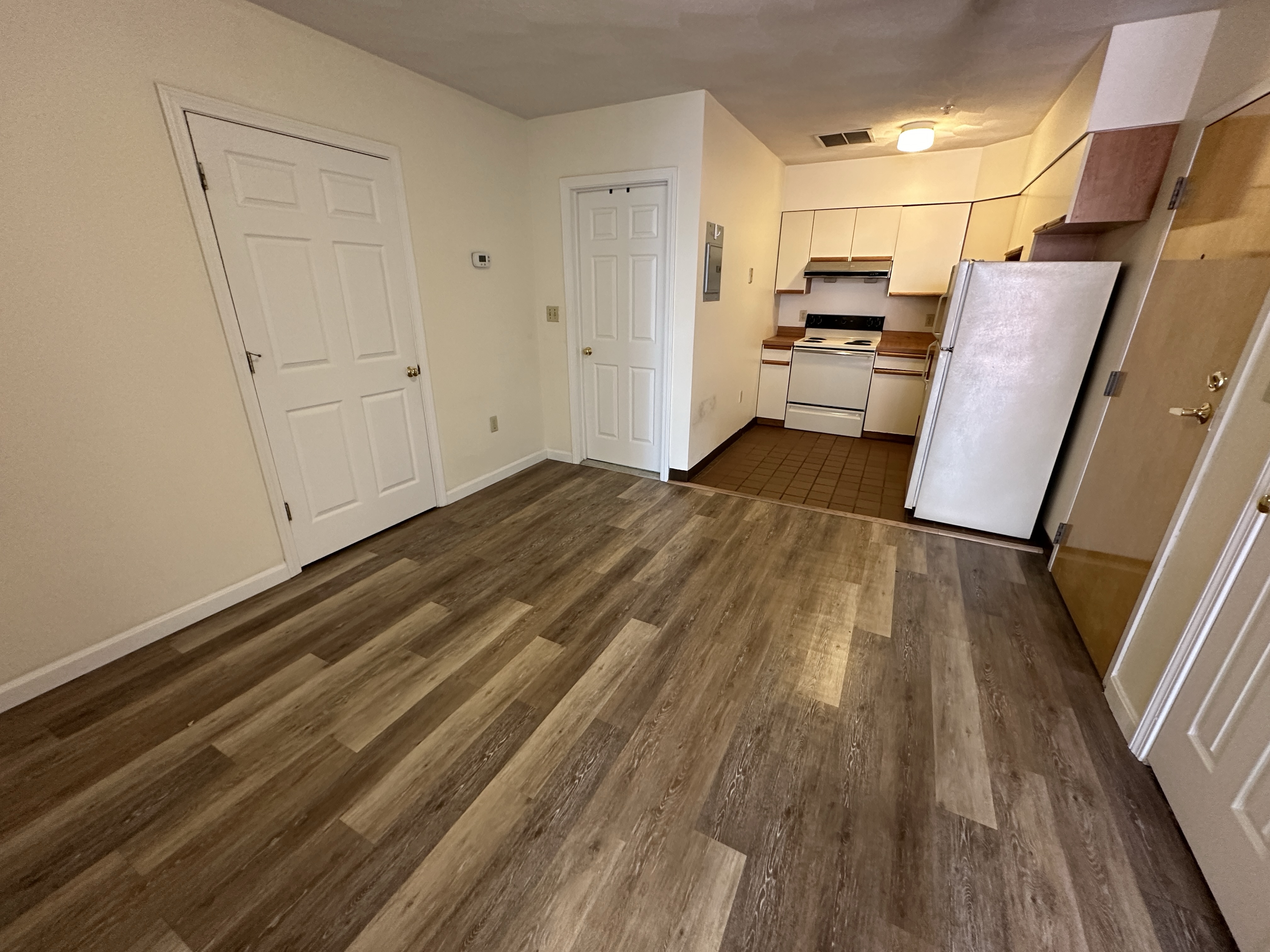 81 Essex St, Chinatown