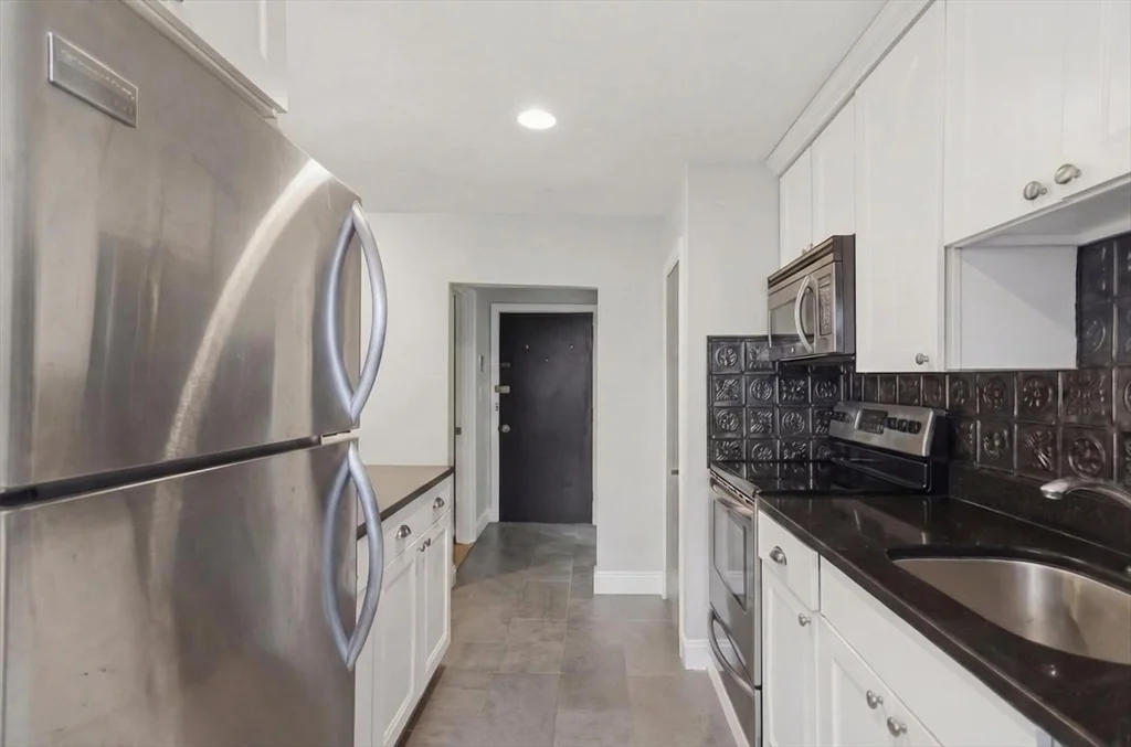 36 Washington St, Charlestown