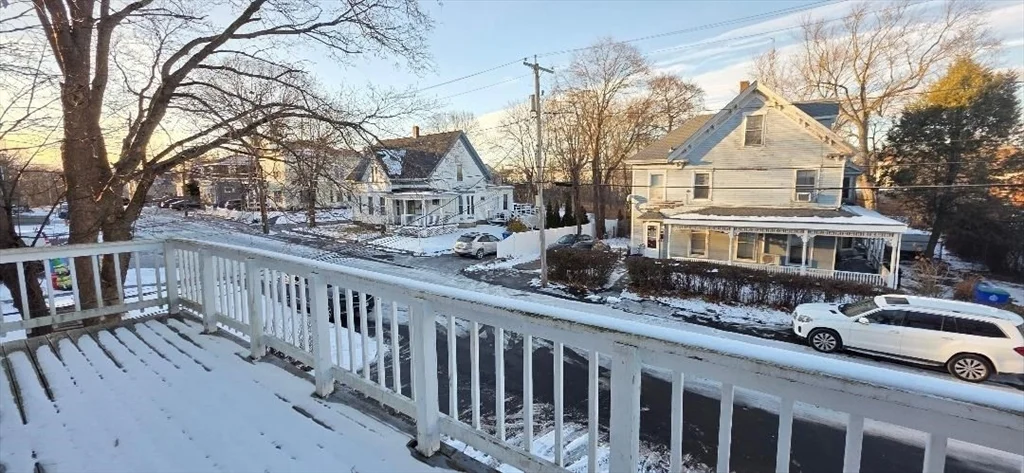 18 Linden St, Rockland