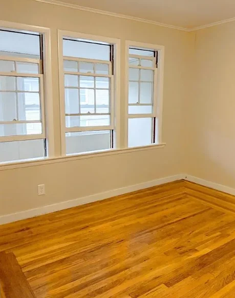 58 Buzzell Ln, South Medford