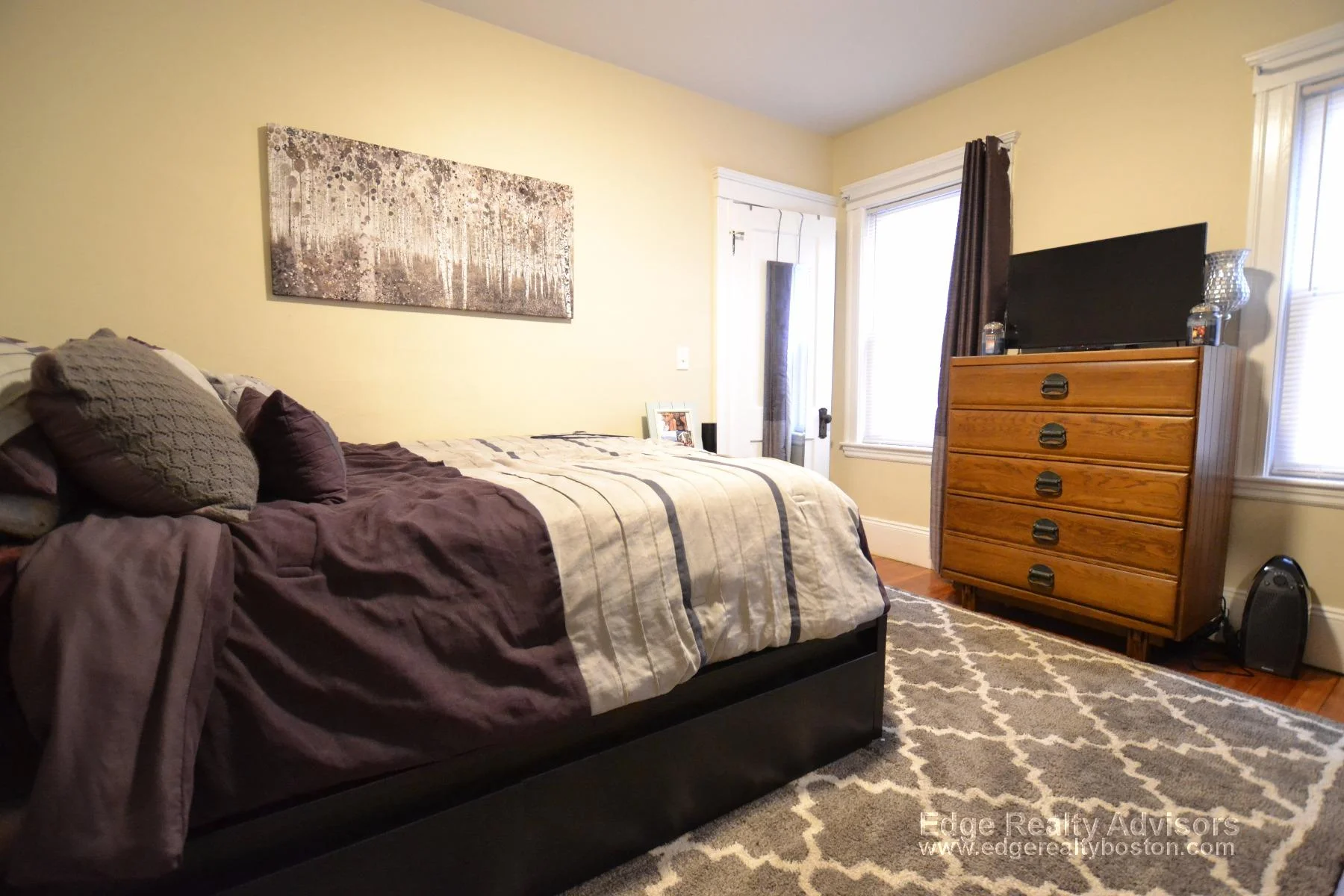 40 Atkins St, Oak Square