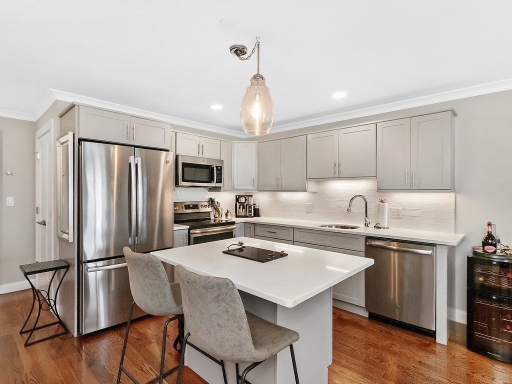 1789 Centre St, West Roxbury