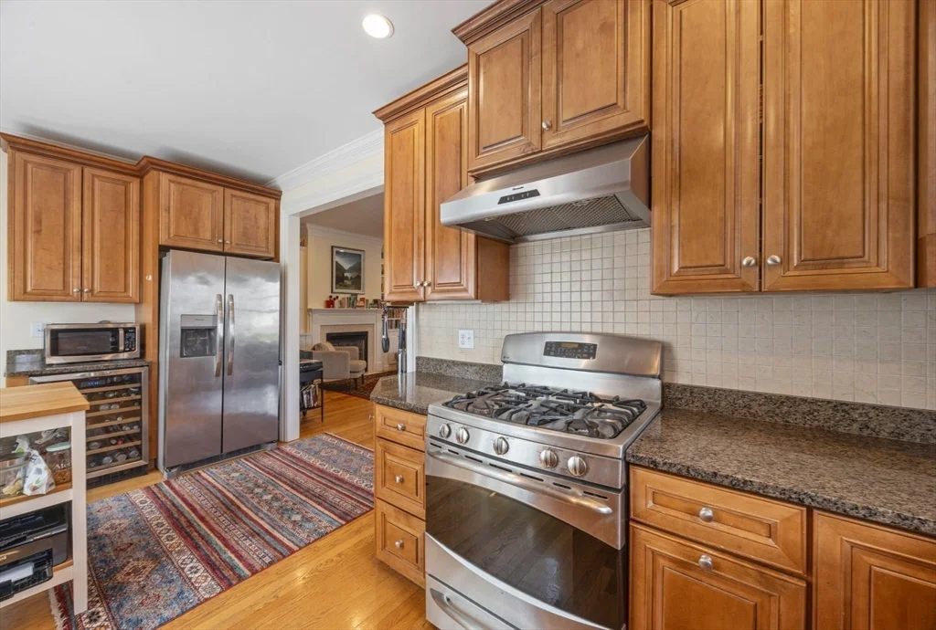2 Benton Rd, Spring Hill