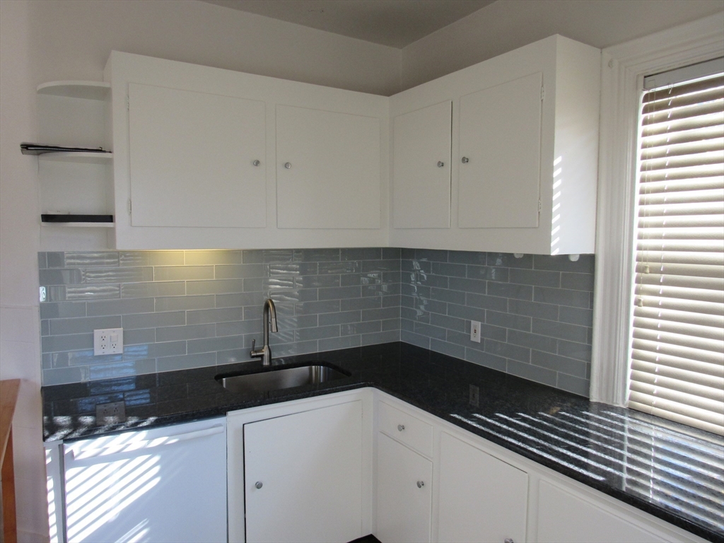 101 Central Ave, Newtonville