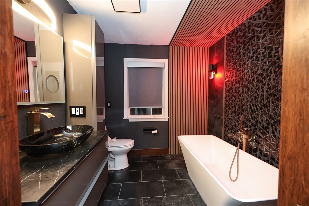 55 Glenrose Ave, Braintree