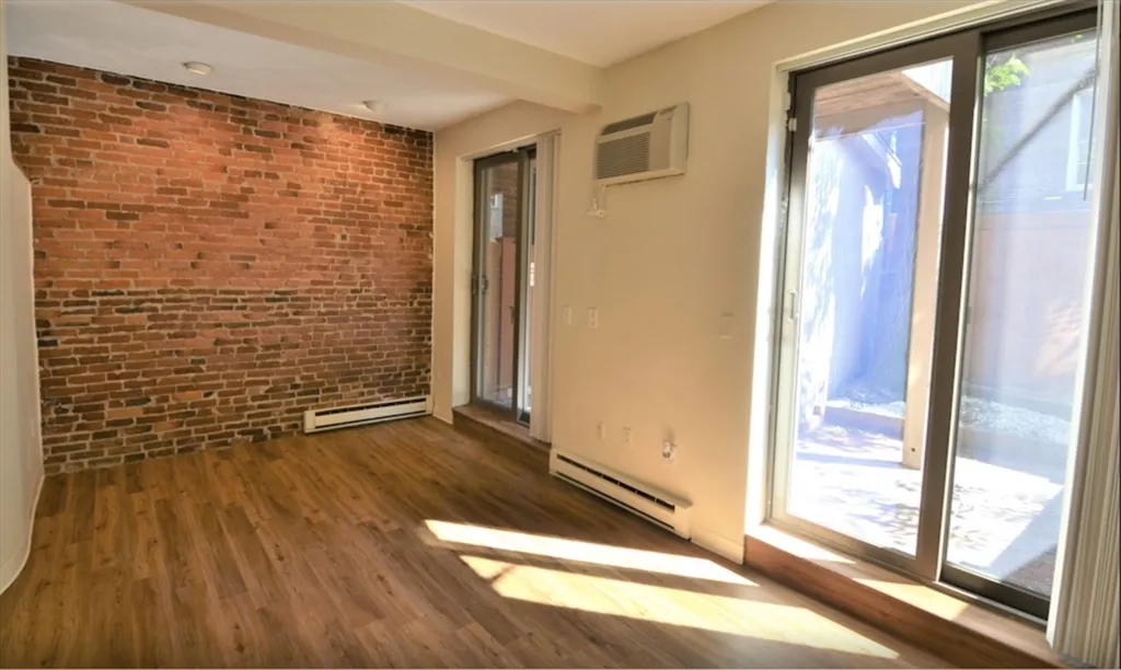 67 Saint Germain St, Back Bay