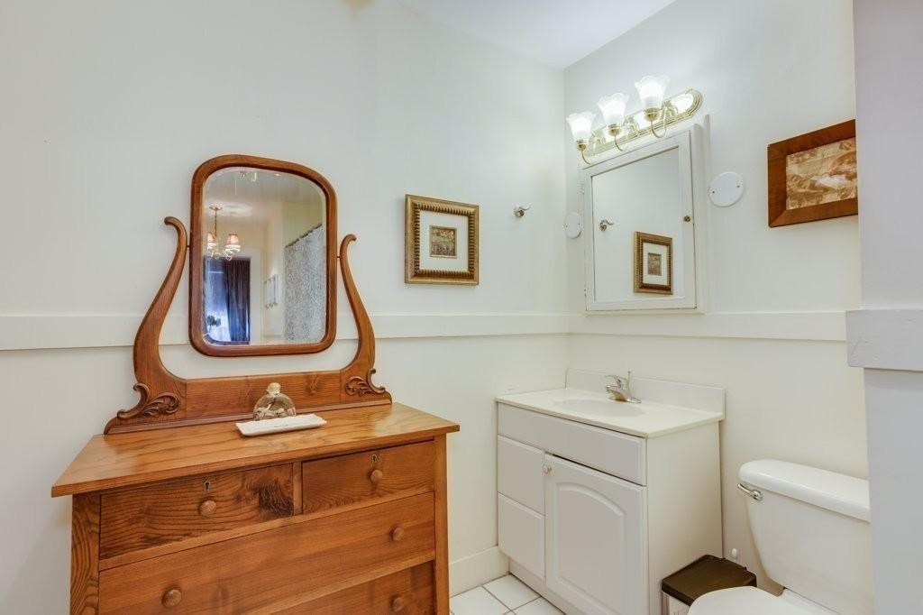 164 Beacon St, Back Bay