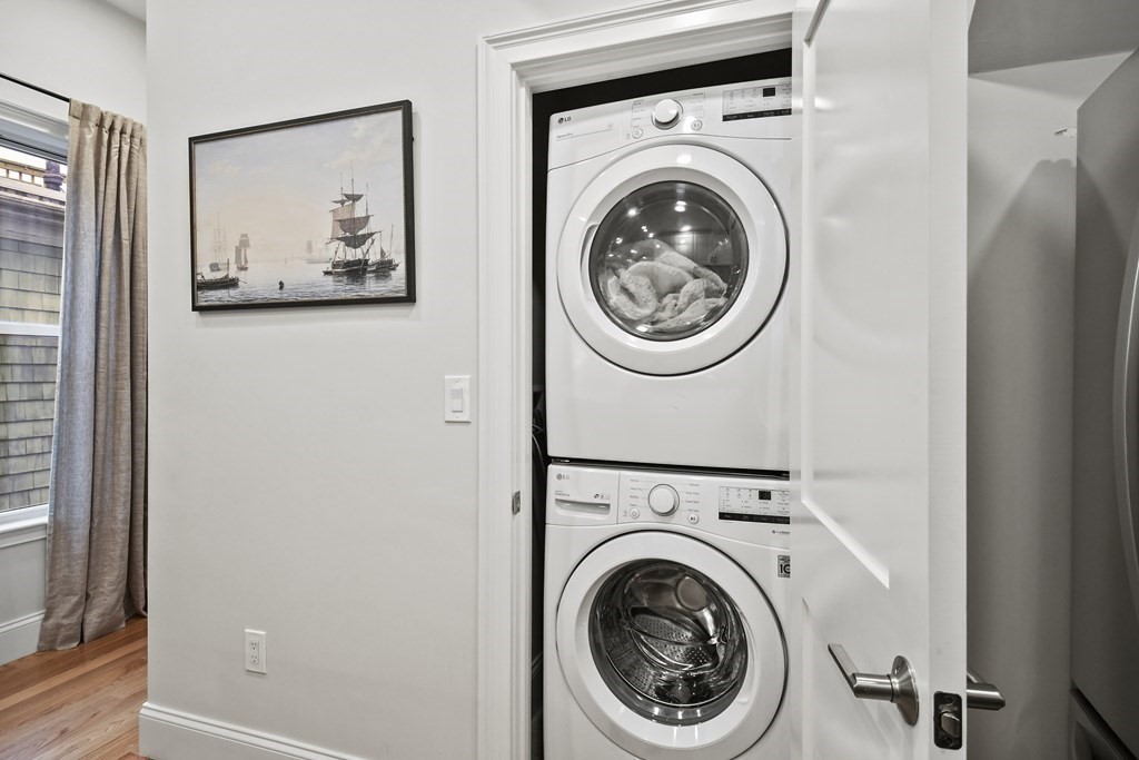 226 Saratoga St, East Boston