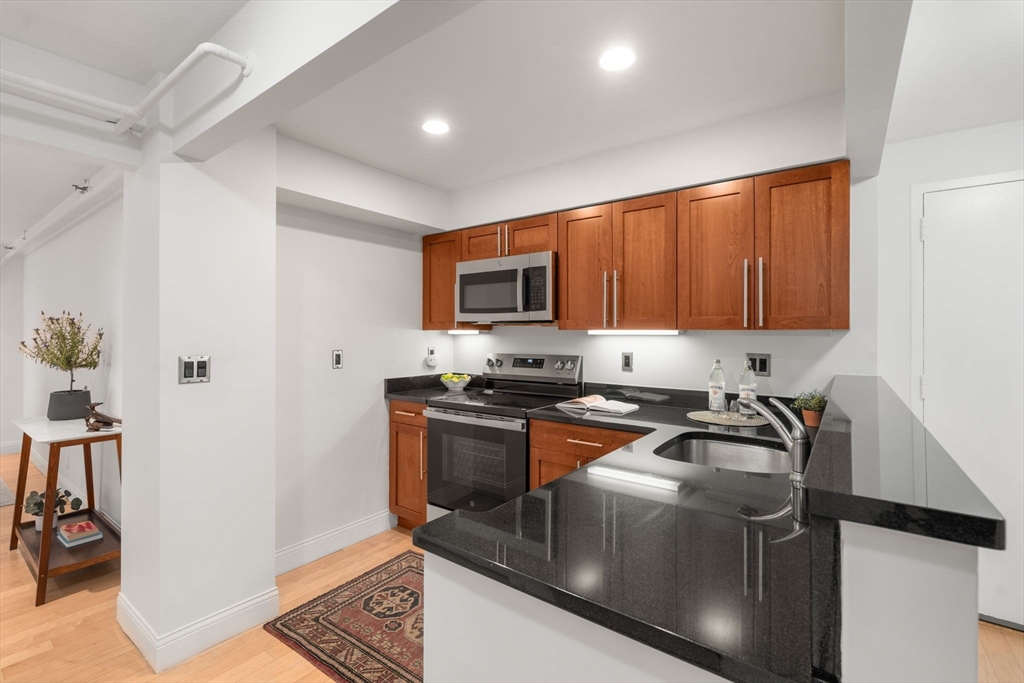 1600 Beacon St, Corey Hill