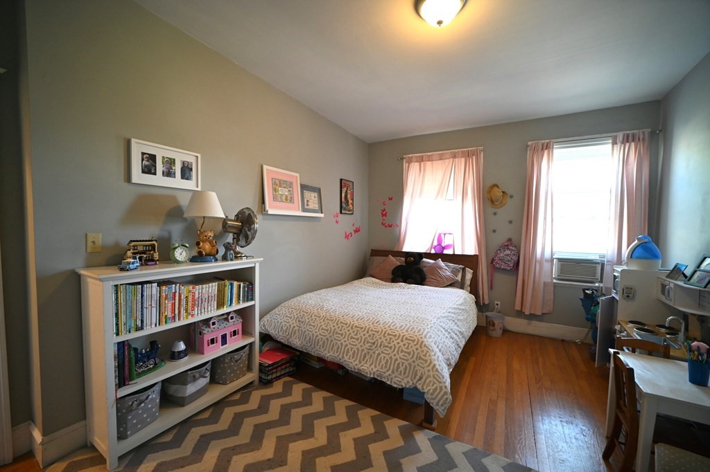 98 St Paul St, Coolidge Corner