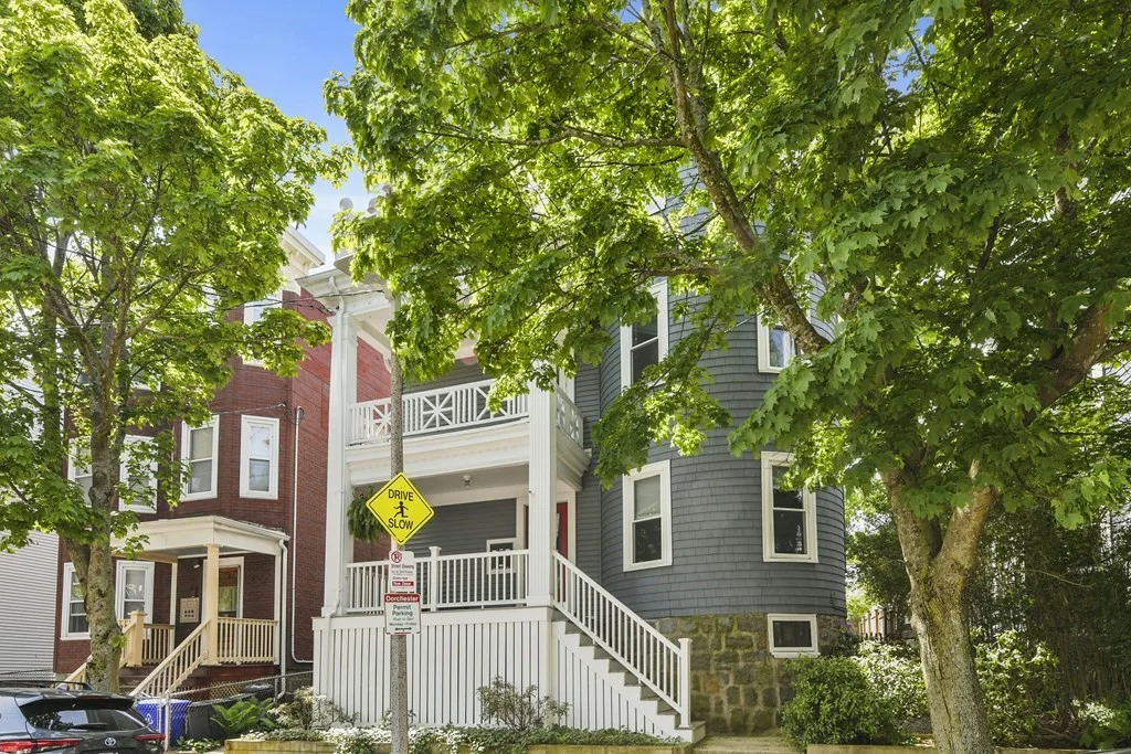 257 E Cottage, Dorchester