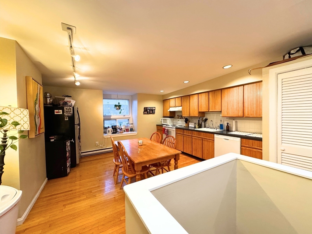 24 Front St, Chelsea