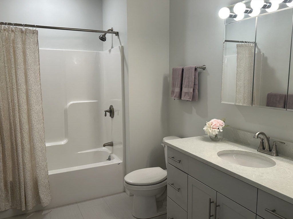 320 Middlesex Ave, Wellington