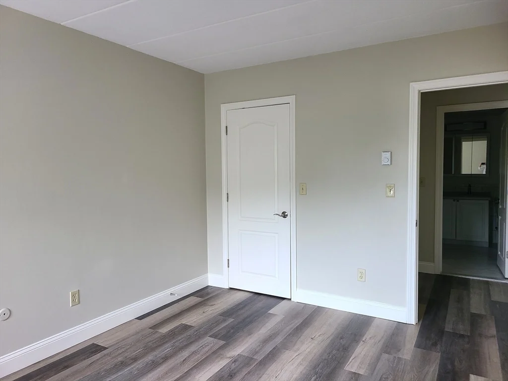 566 Washington St, Weymouth