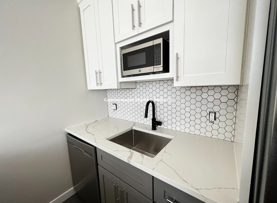 1661 Washington St, South End