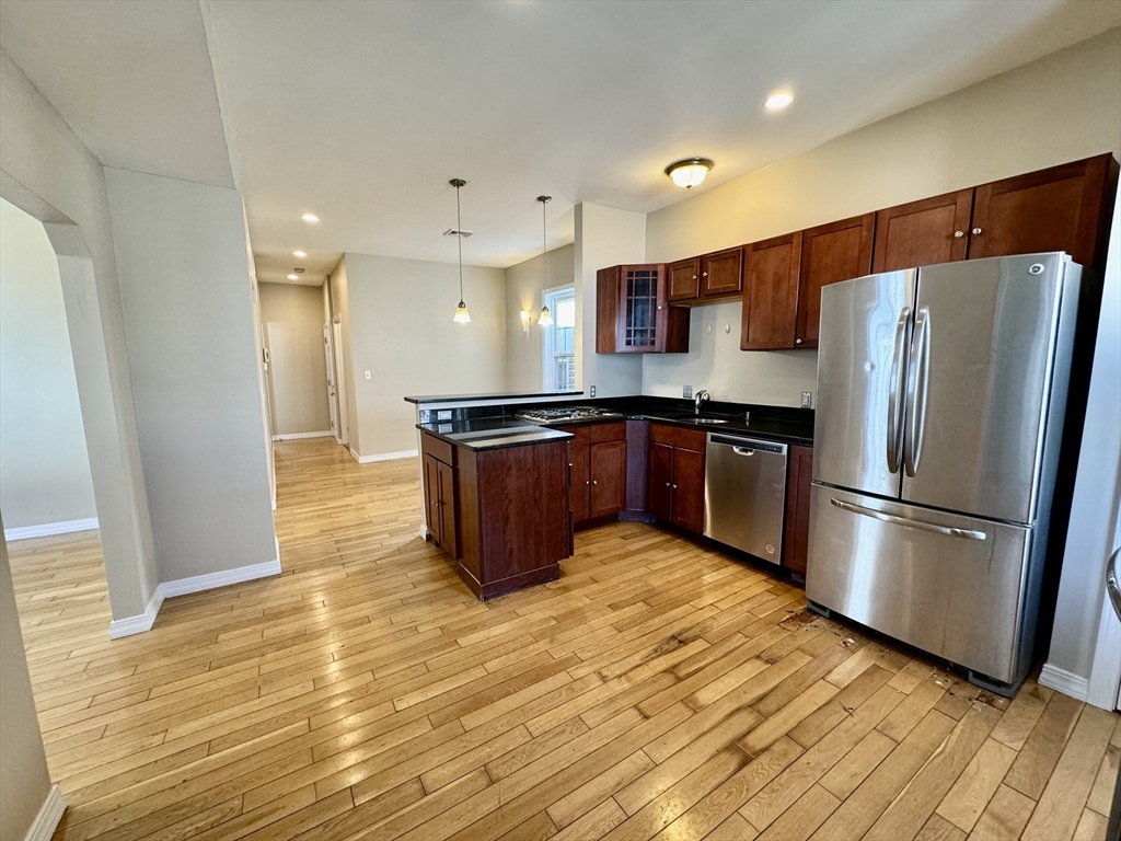 22 Elmore St, Roxbury