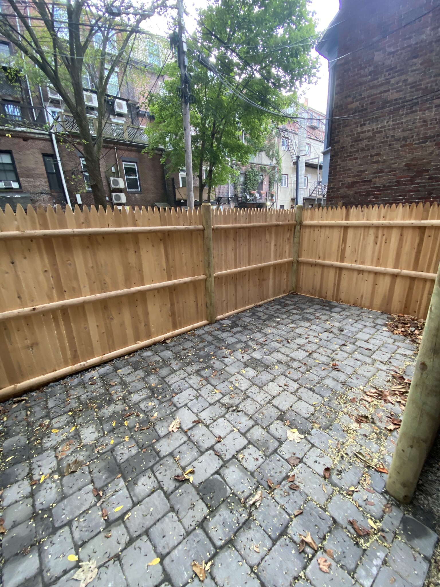 41 East Springfield, South End