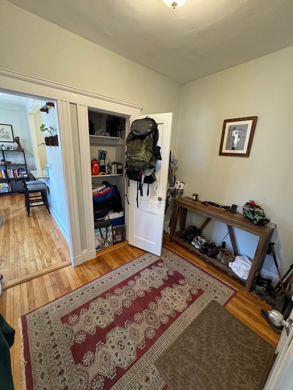 6 Sherborn Ct, South Medford