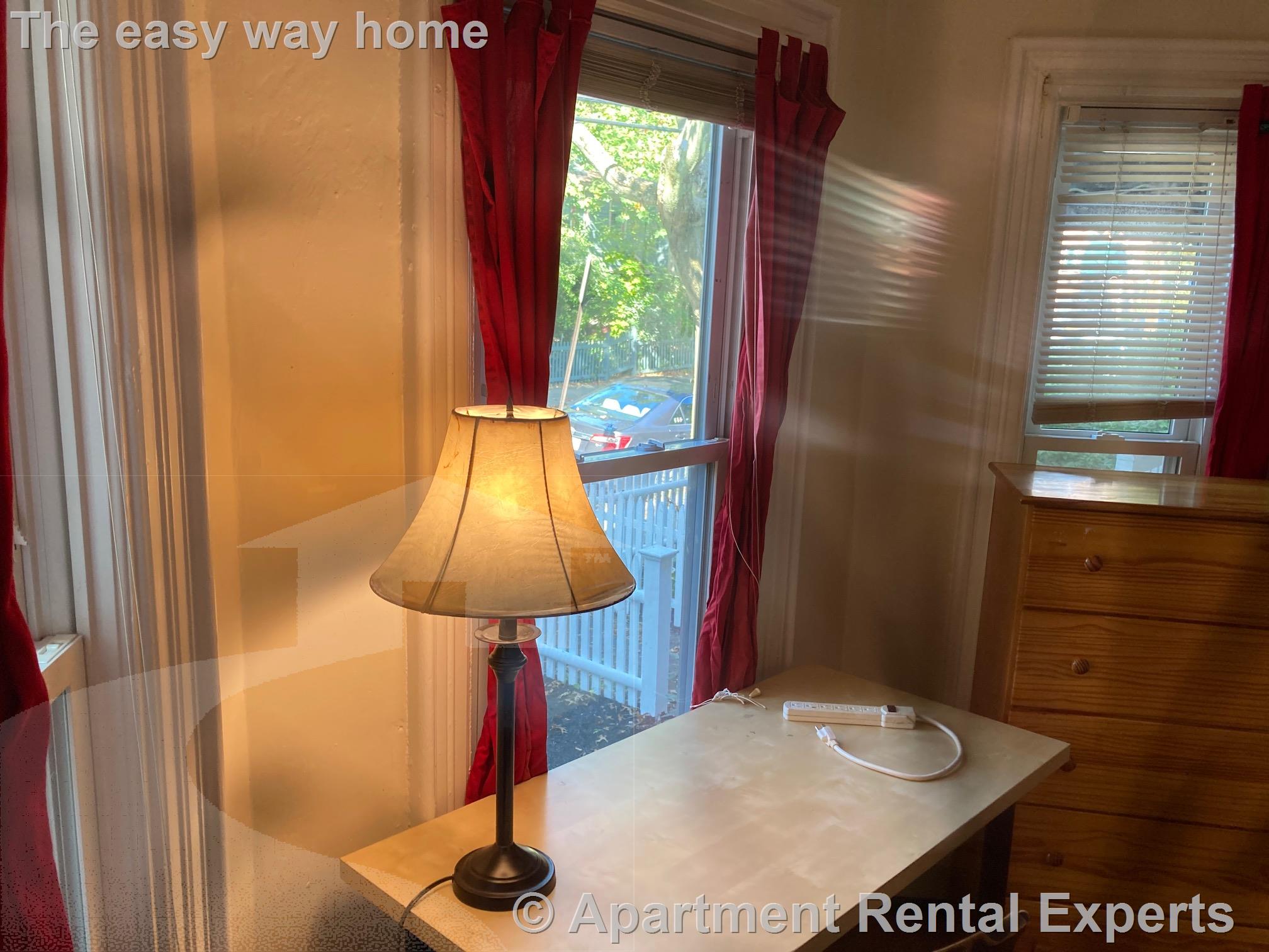 28 Cogswell Ave, Porter Square