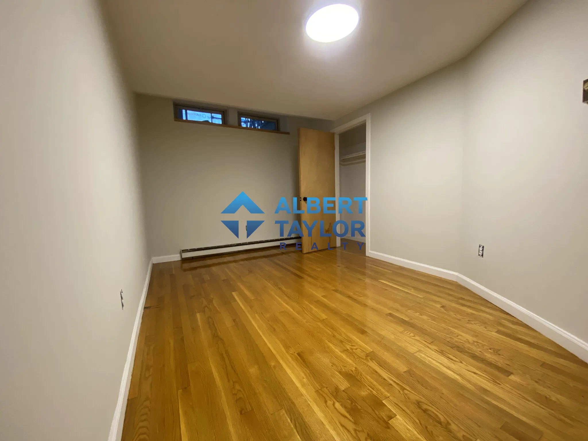 90 Bynner St, Jamaica Plain