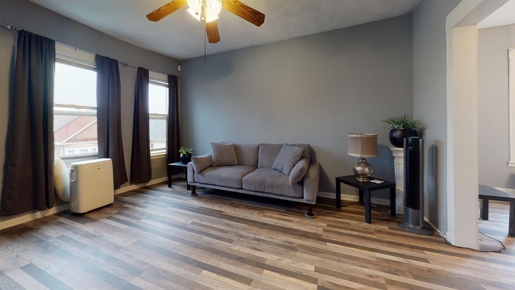 12 Bentham Rd, Dorchester