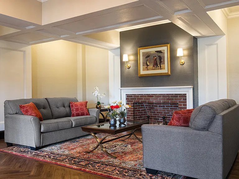 550 Belmont St, Watertown