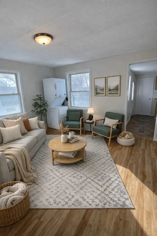 36 Everett St, Medford