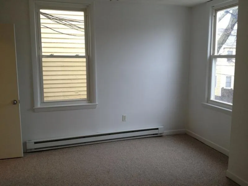 521 Cambridge St, East Cambridge