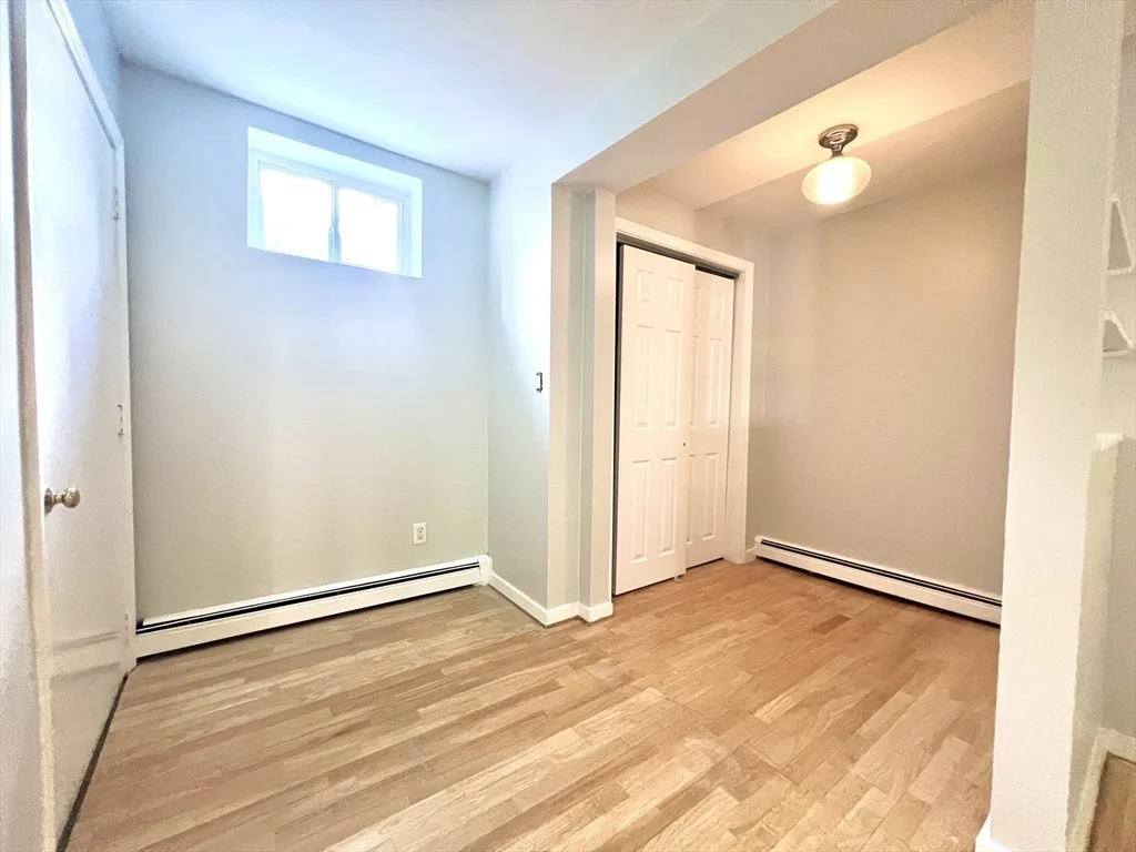 8 Wall St, Charlestown