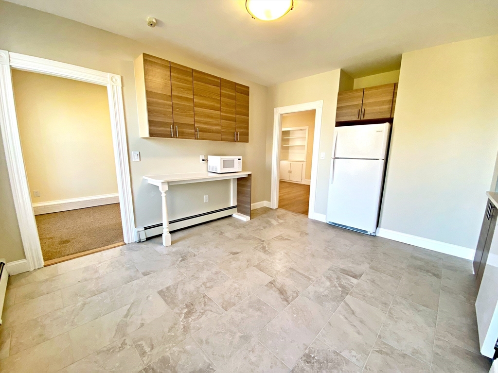 466 Sumner St, East Boston