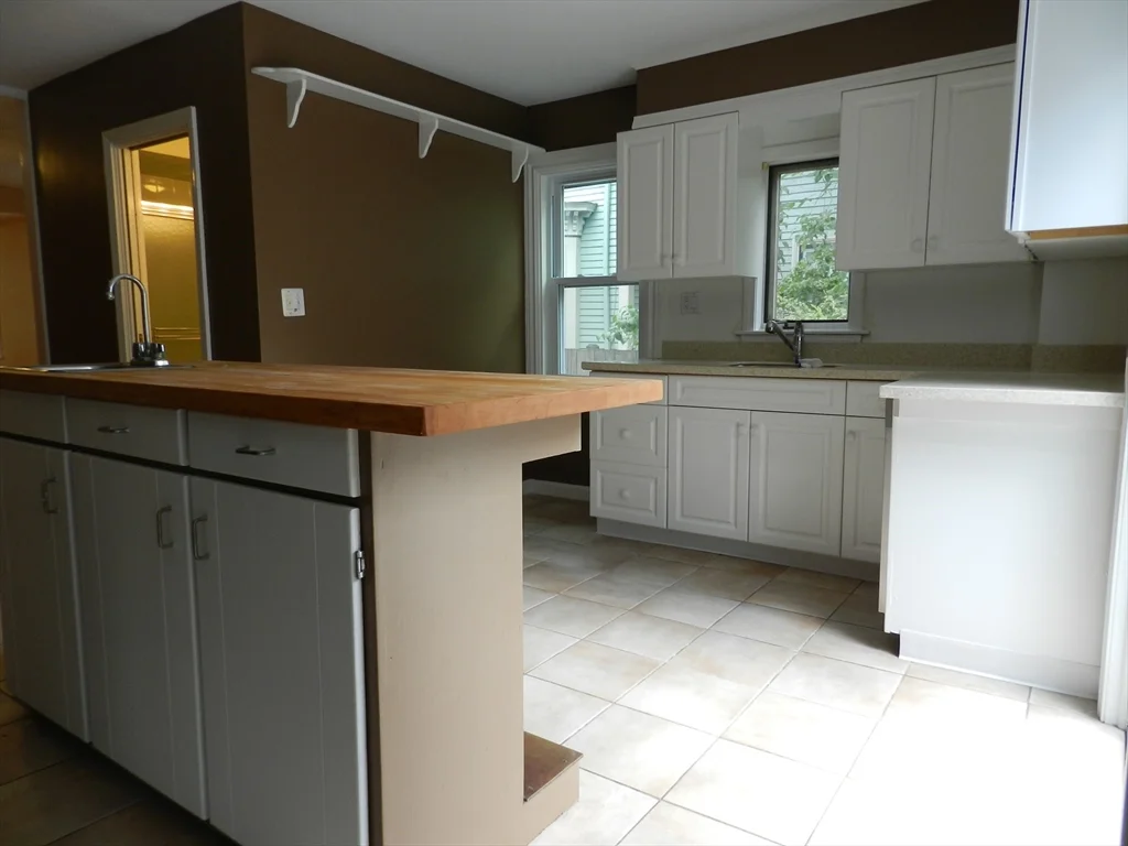 14 Fairmont St, Cambridgeport