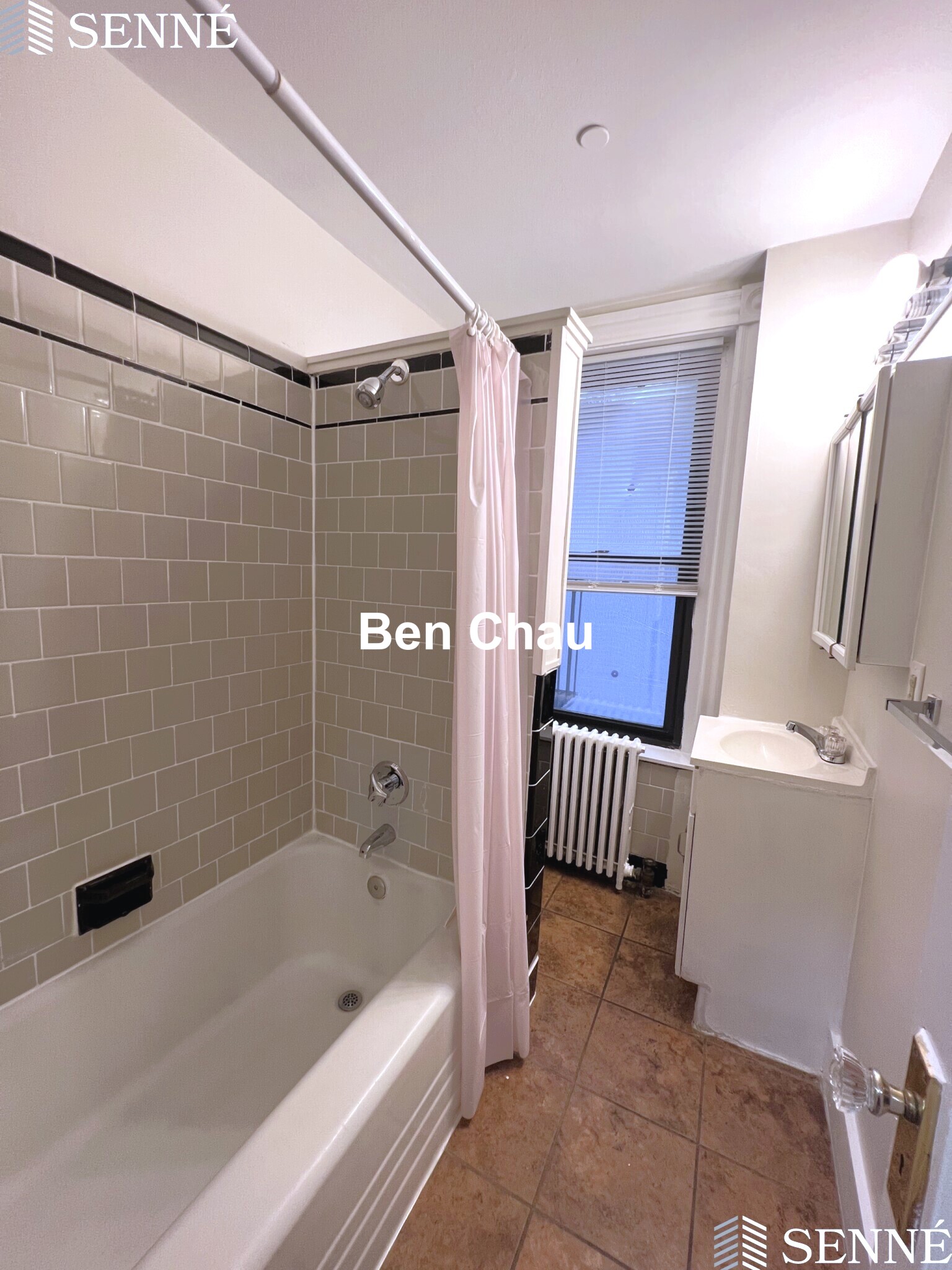 1039 Massachusetts Ave, Harvard Square