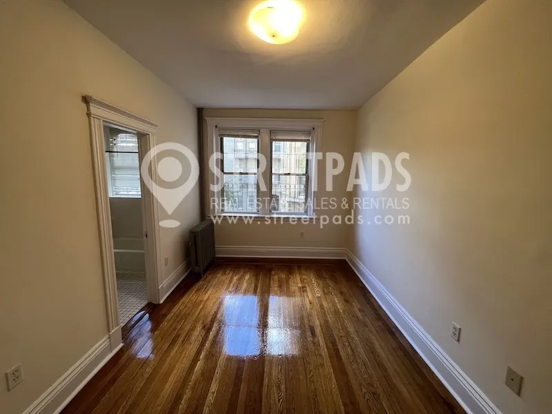 25 Park Dr, Fenway