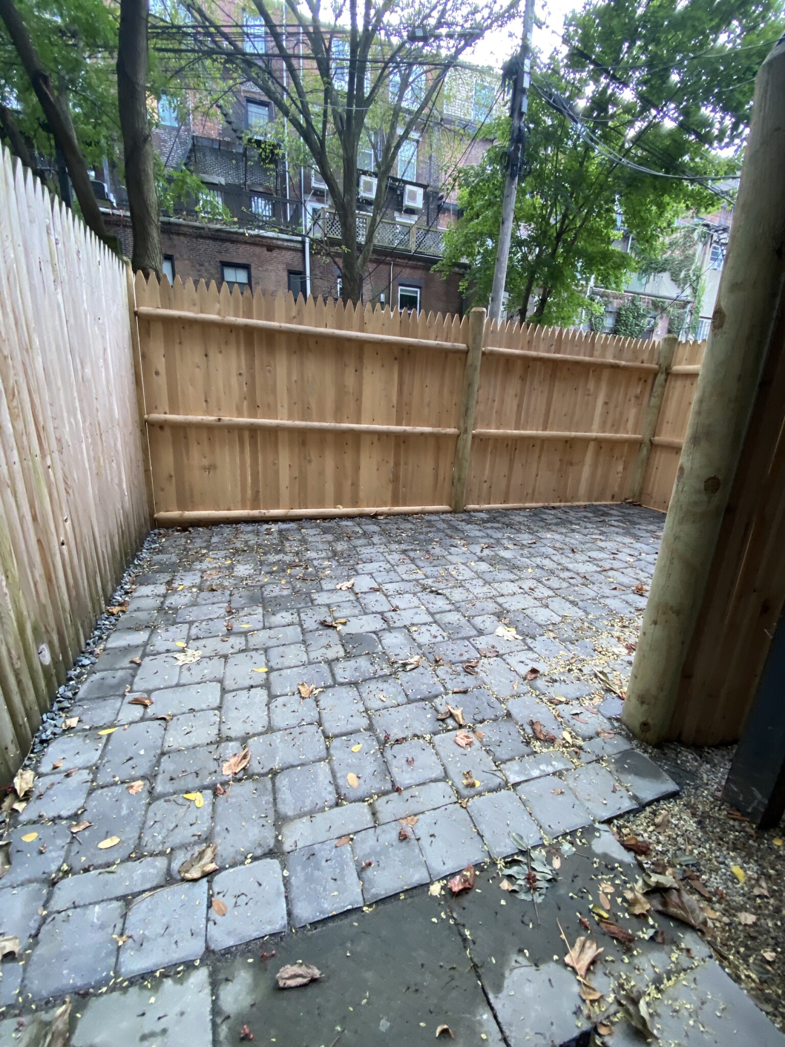 41 East Springfield, South End