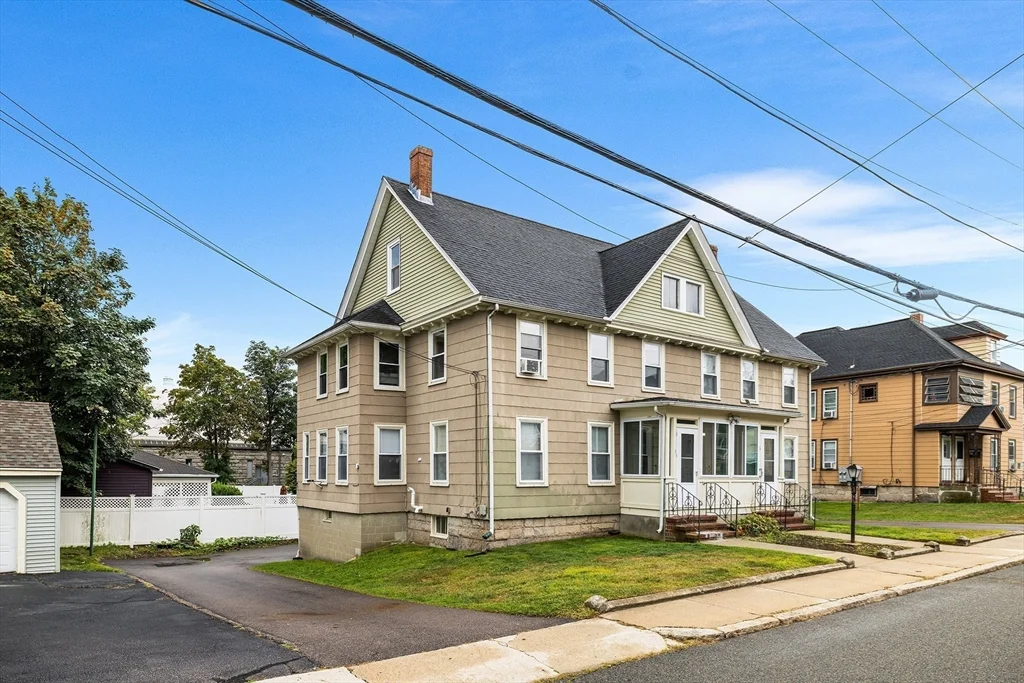 4 State St, Milford