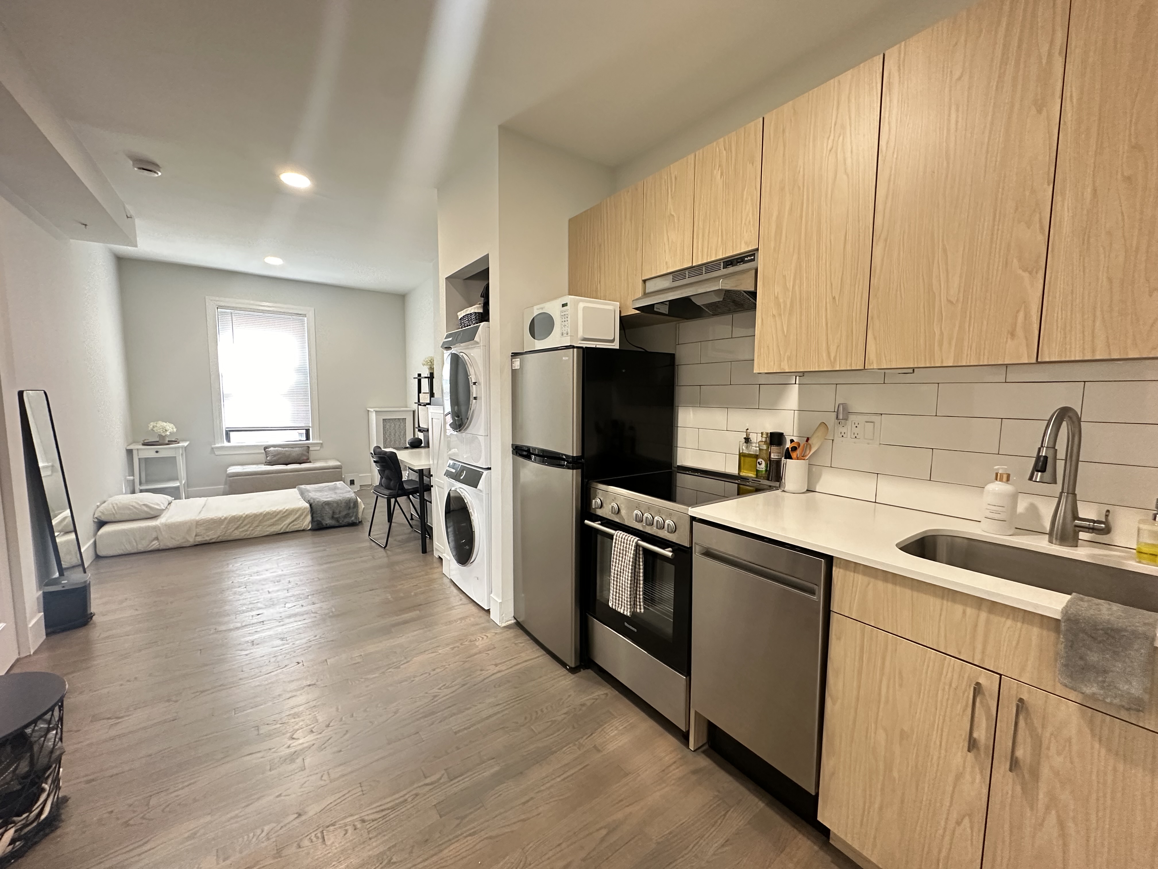 270 Newbury St, Back Bay