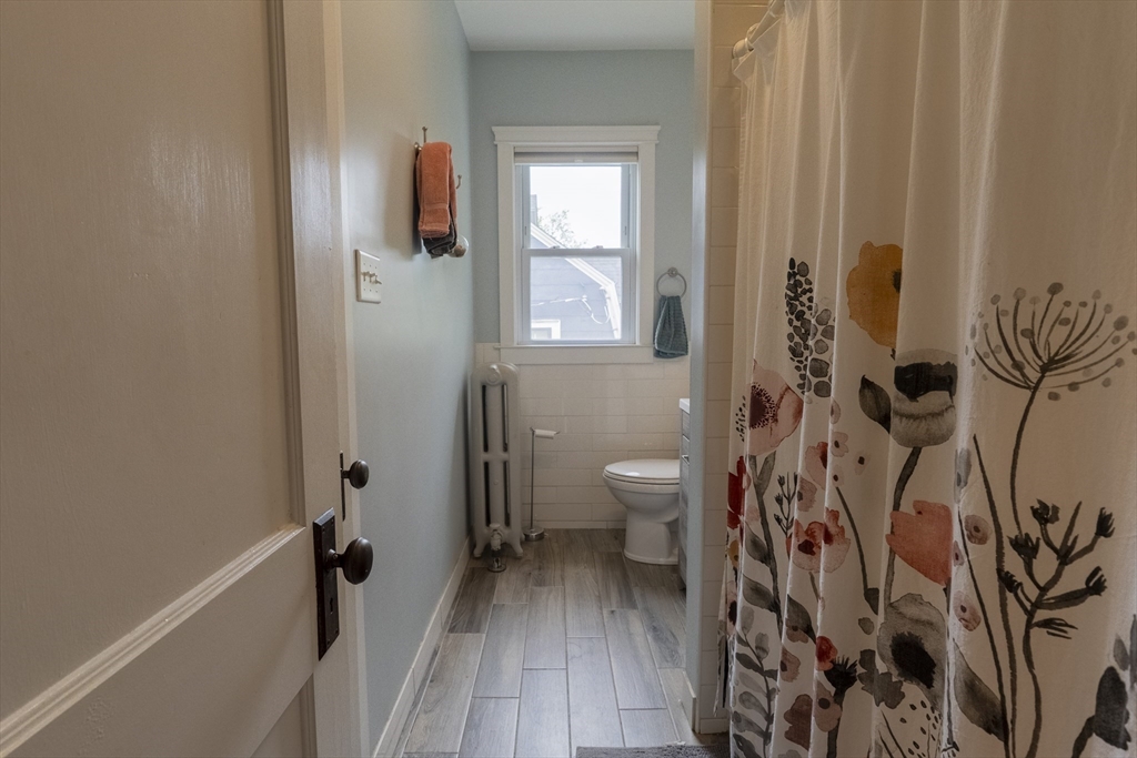 15 Castleton St, Jamaica Plain